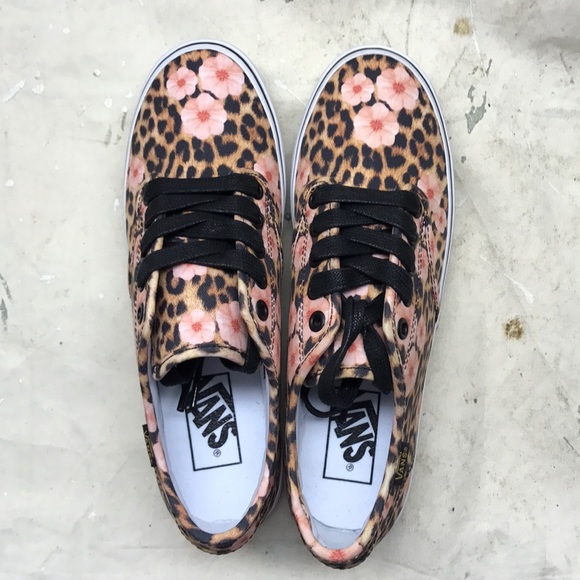 vans camden platform